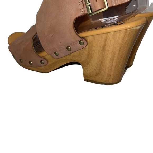 Korks Women's Sandals Size 11 Tan Leather "Annaleigh" Platform Wood Clog Buckle - Picture 4 of 10